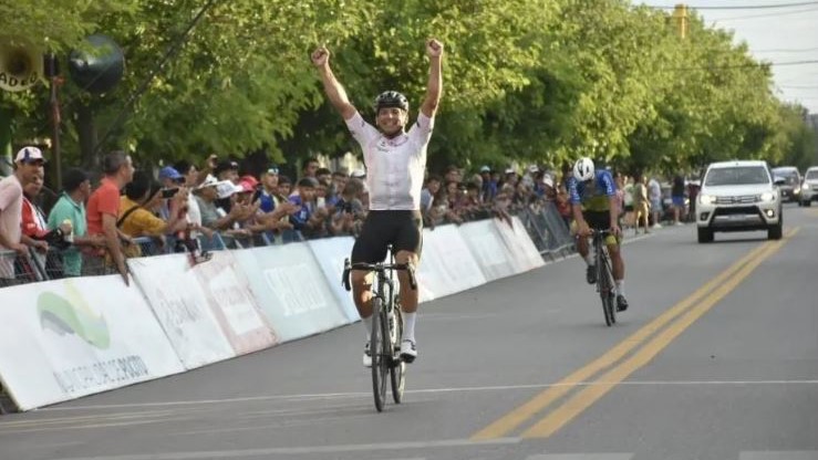 Ciclismo en ruta: Juárez triunfó en la clásica Mendoza – San Juan 